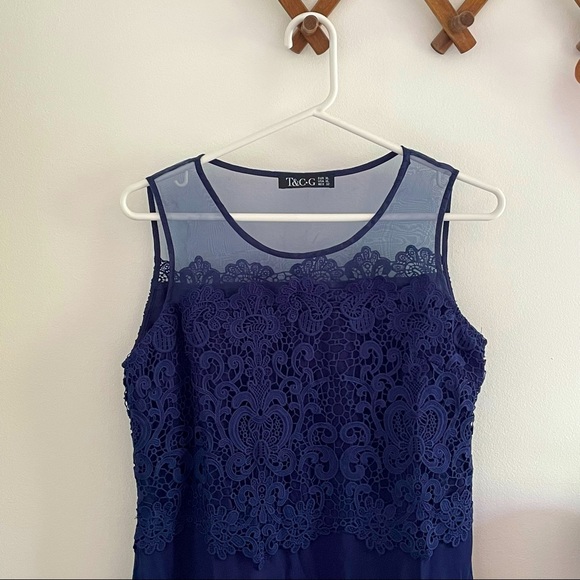 Navy Lace Dress - Picture 6 of 8